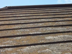 傷んだスレート屋根