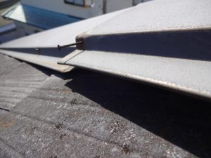 棟板金の浮き