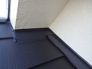 雨押え板金取付け