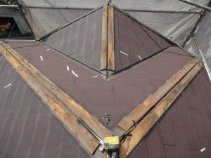 棟板金の解体