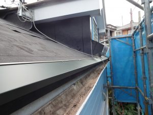 軒先唐草取付け