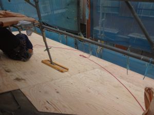 野地板の増し張り