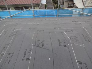 防水シート張り