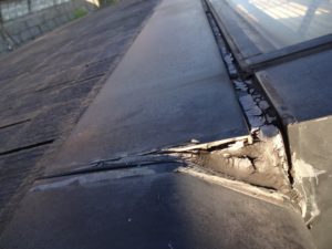 天窓のパッキンの劣化