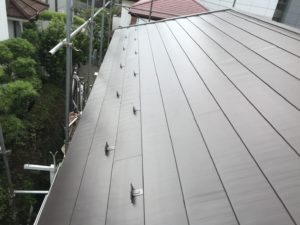 横浜市保土ヶ谷区の屋根カバー工事の施工後