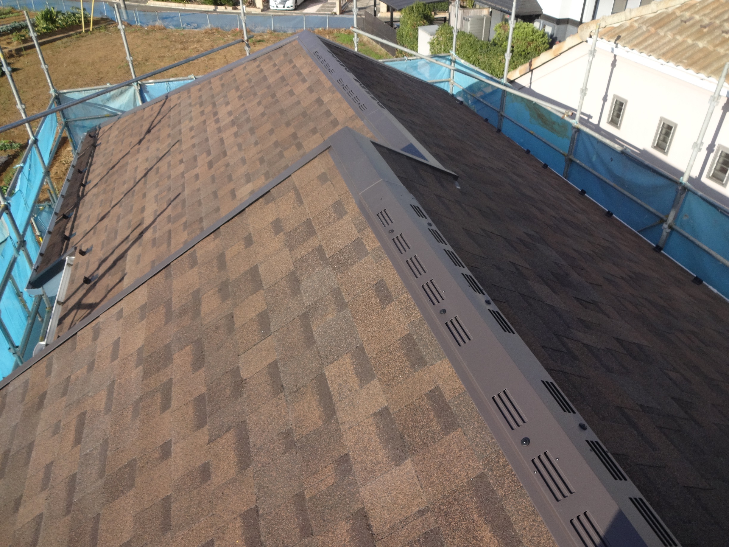 横浜市青葉区の屋根カバー工事の施工後