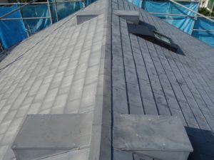 劣化したガルバリウム鋼板屋根