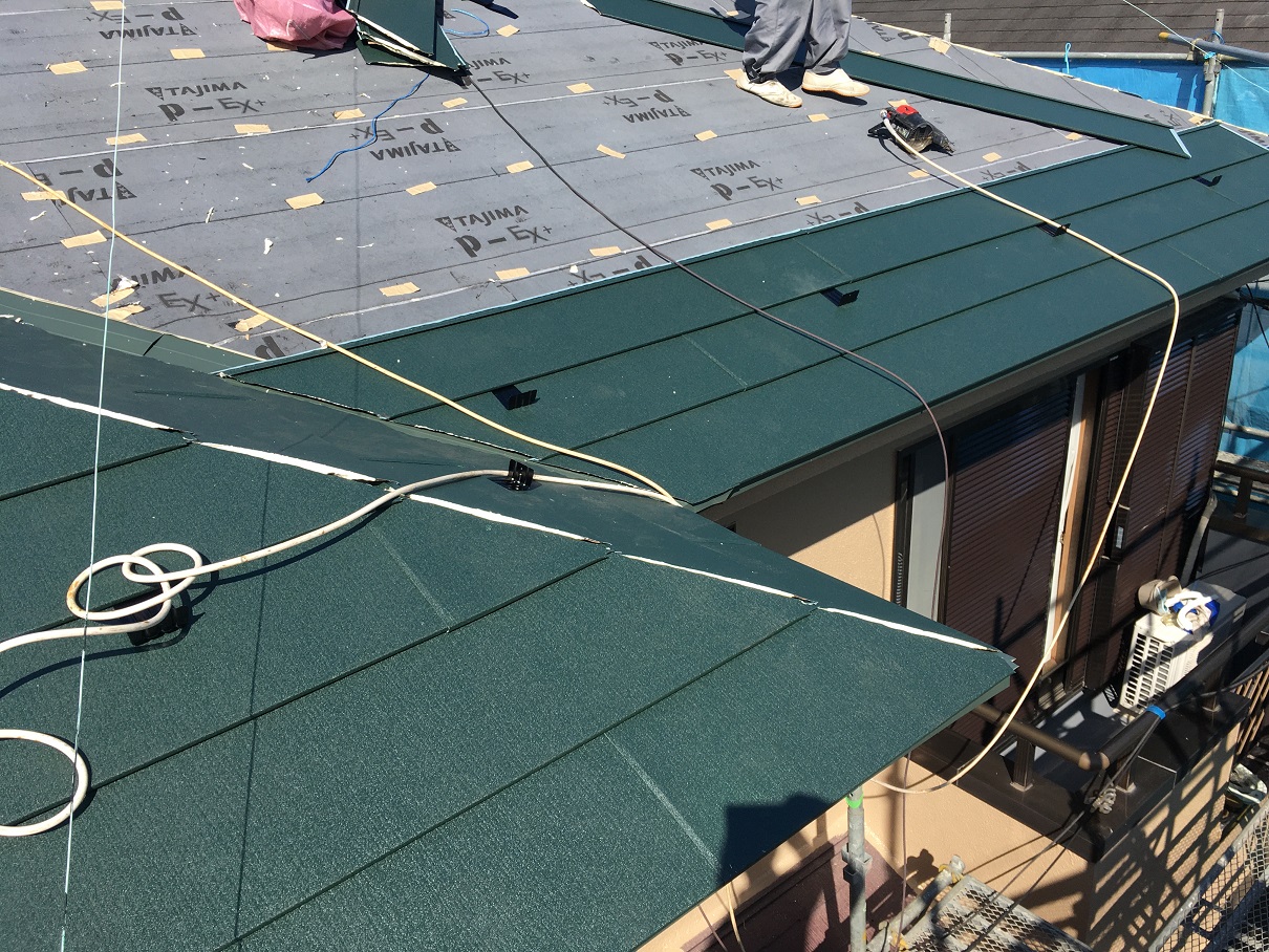 屋根カバー工法