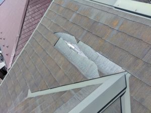 屋根材の剥がれ