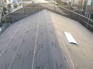 防水シート張り