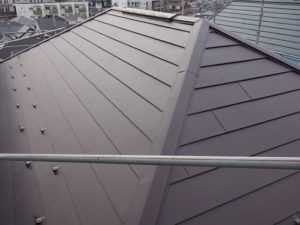 横浜市鶴見区の屋根カバー工事の施工後