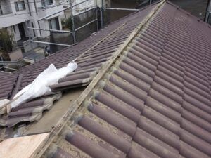屋根材解体