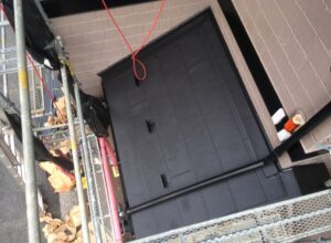 玄関屋根仕上がり