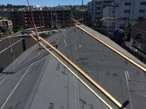 防水シート張り