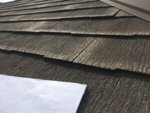 屋根材の浮き