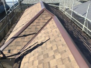 横浜市南区の屋根カバー工事の施工後