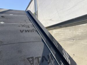 ケラバ板金取付け