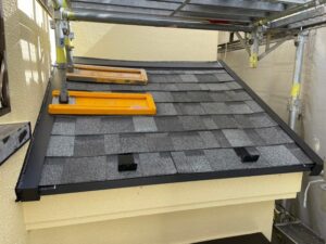 下屋根カバー仕上がり