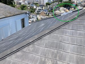 棟板金の浮き
