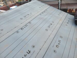 防水シート張り