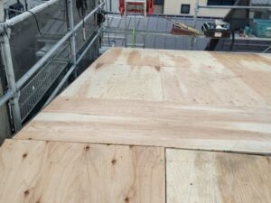 構造用合板張り