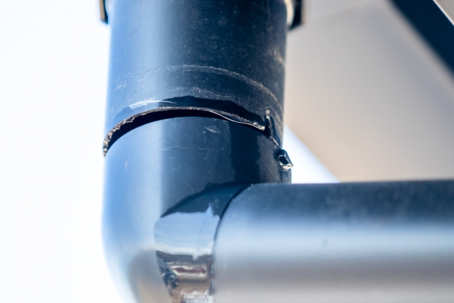 雨樋接手の破損