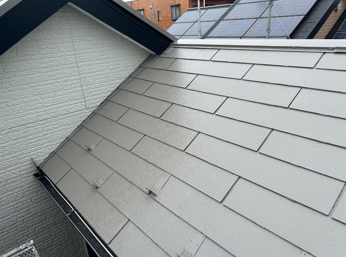 屋根玄関面仕上がり