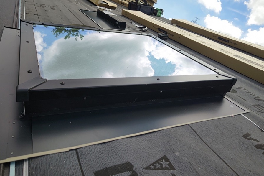 天窓まわり板金加工