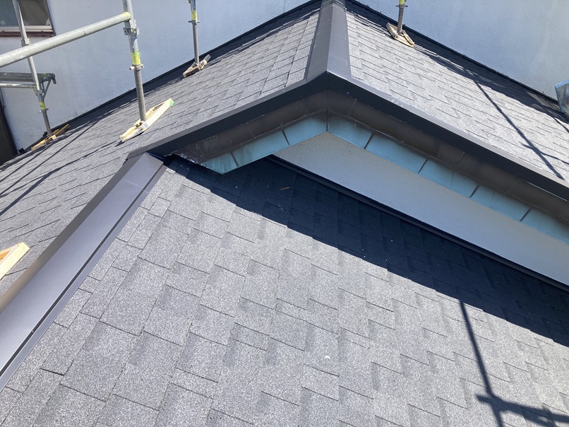 下屋根仕上がり