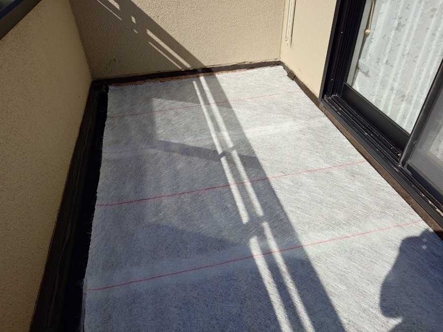 ガラスマット張り