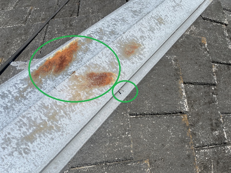 棟板金の錆