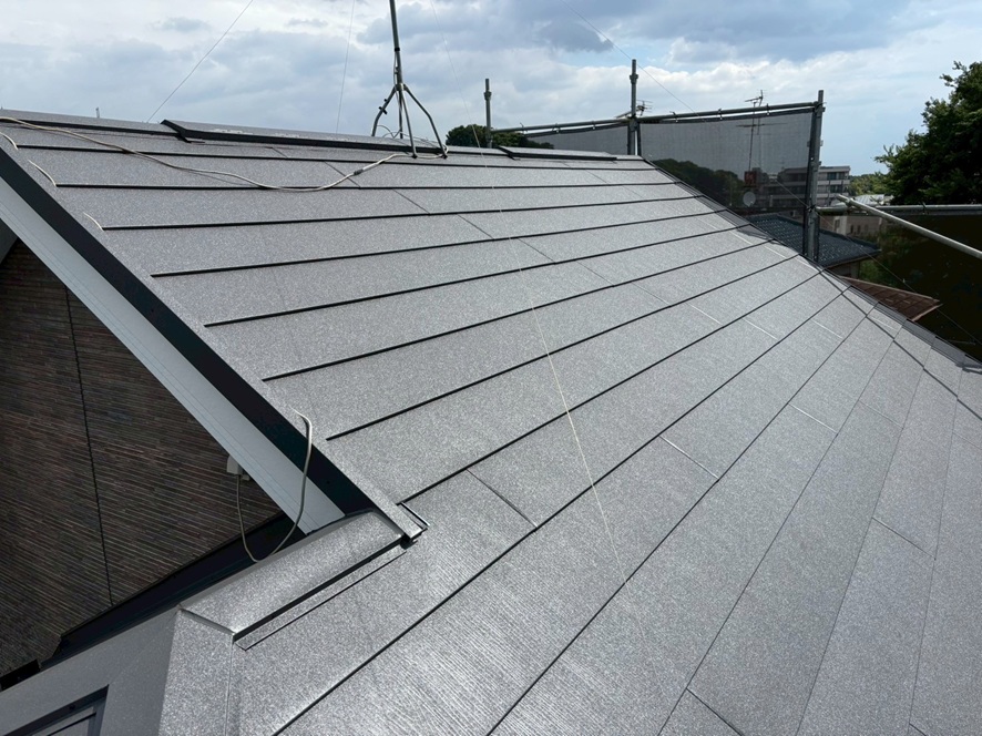 屋根カバー施工後