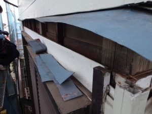 庇の解体