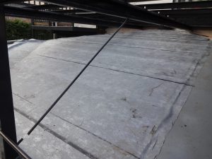 粘着層付きルーフィング