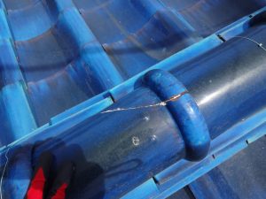 棟瓦のひび割れ