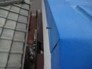 屋根材の釘浮き