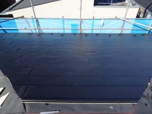 新規屋根材本張り