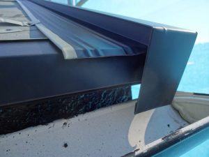 軒先唐草取付け