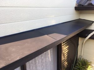 屋根霧除け庇改修