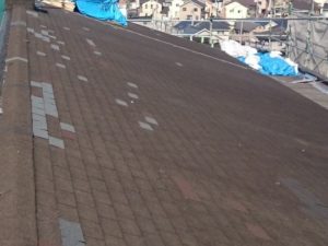 劣化したアスファルトシングル屋根