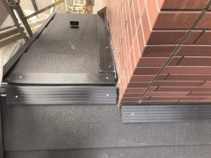 雨押え下地取付け