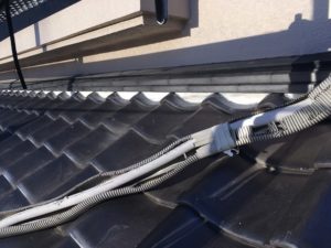 下屋根漆喰補修仕上がり