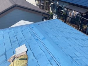 劣化したスレート屋根材