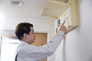 ブレーカーの点検