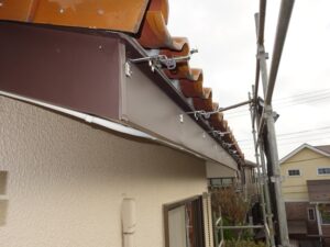 吊り金具取付け