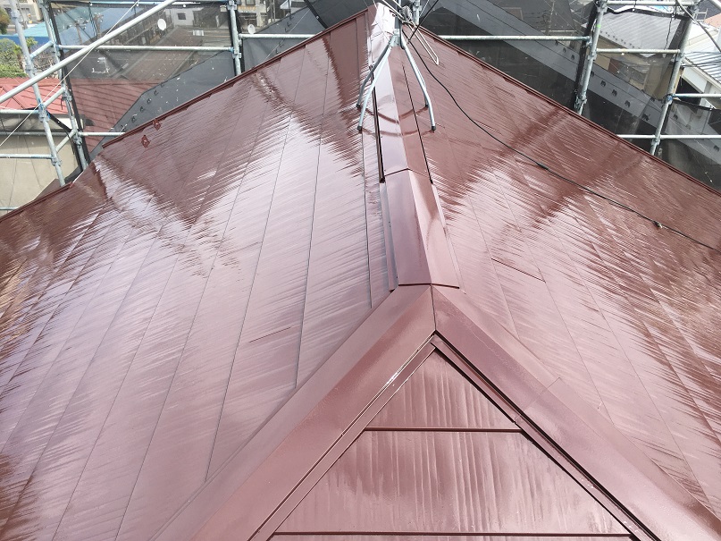 ガルバリウム鋼板塗装仕上げ