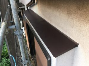 出窓板金施工後