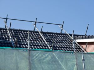 屋根足場設置
