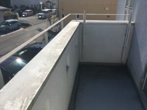 バルコニー笠木カバー施工前
