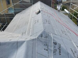 防水シート張り